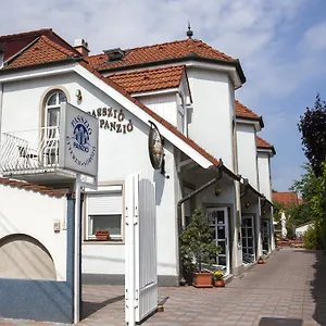 Passzio Panzio Penzion