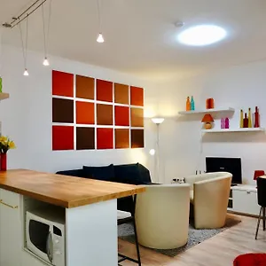 Apartman Your Own Pretty Place In The Center, Budapest