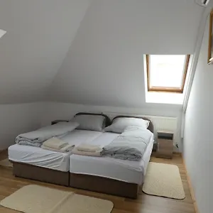 https://halasi-szallashely.hotels-hajduszoboszlo-hungary.com