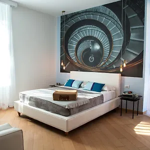 https://milizie-76-gallery.it-romehotels.com