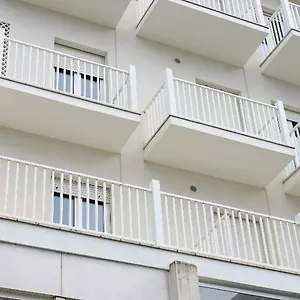 https://c-hotels-aiglon.emilia-romagnahotels.net